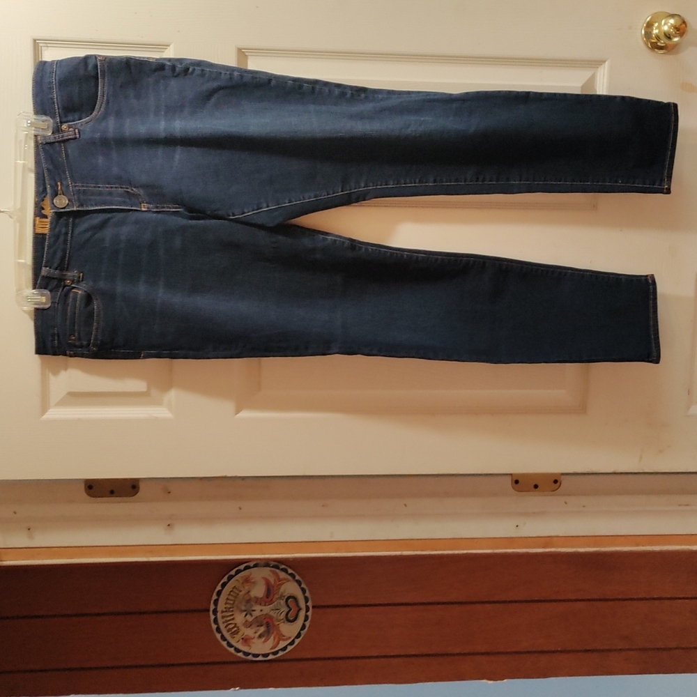 Kut from the Kloth woman size 12 straight leg jeans